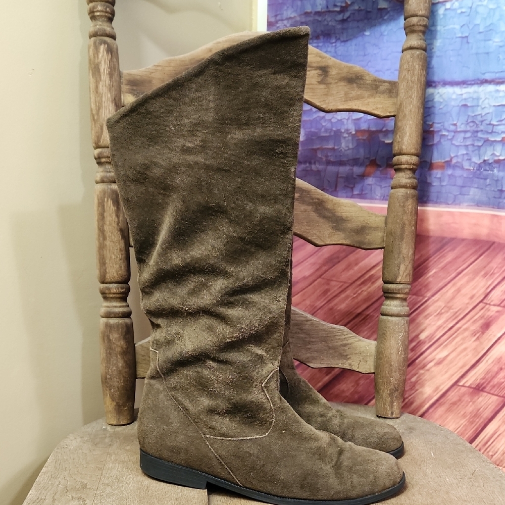 90's Jack SPRAT womens Suede Mid Leg Flat Heeled Boot Size 8